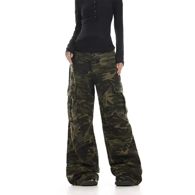 Pantaloni Cargo Mimetici – Streetwear